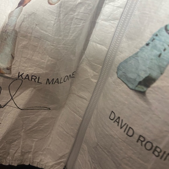 1992 Dream Team Olympic Basketball Team Collectors Jacket - Picture 8 of 15